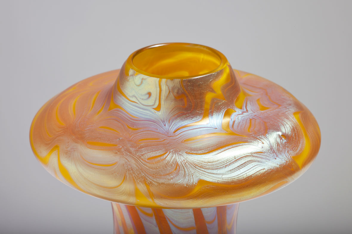 Loetz Vase